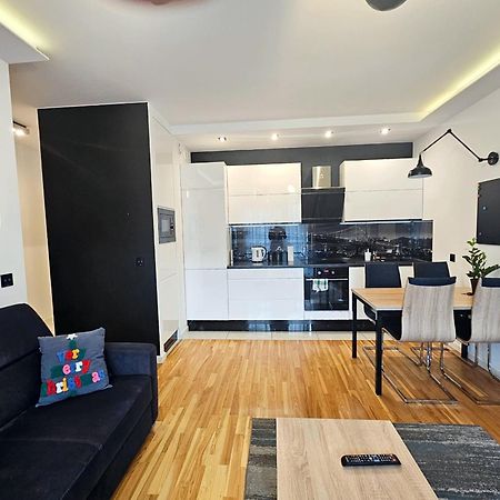 Piernikowy Apartament 52 By Rentoom ทอรูน ภายนอก รูปภาพ