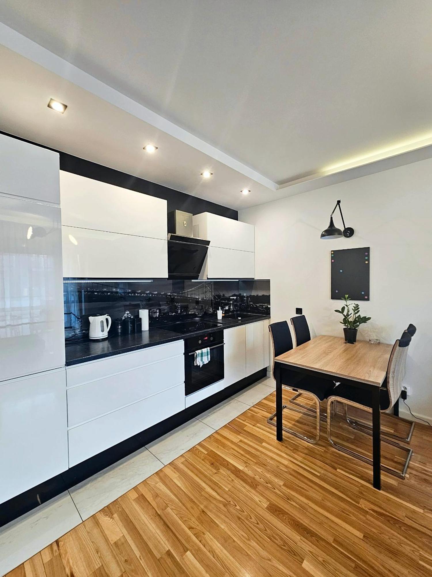 Piernikowy Apartament 52 By Rentoom ทอรูน ภายนอก รูปภาพ
